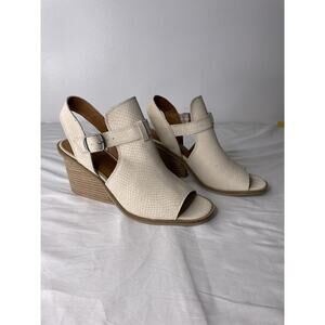 Lucky Brand Shoes Womens Size 10 Beige Wedge Sandals Peep Toe Leather Buckle